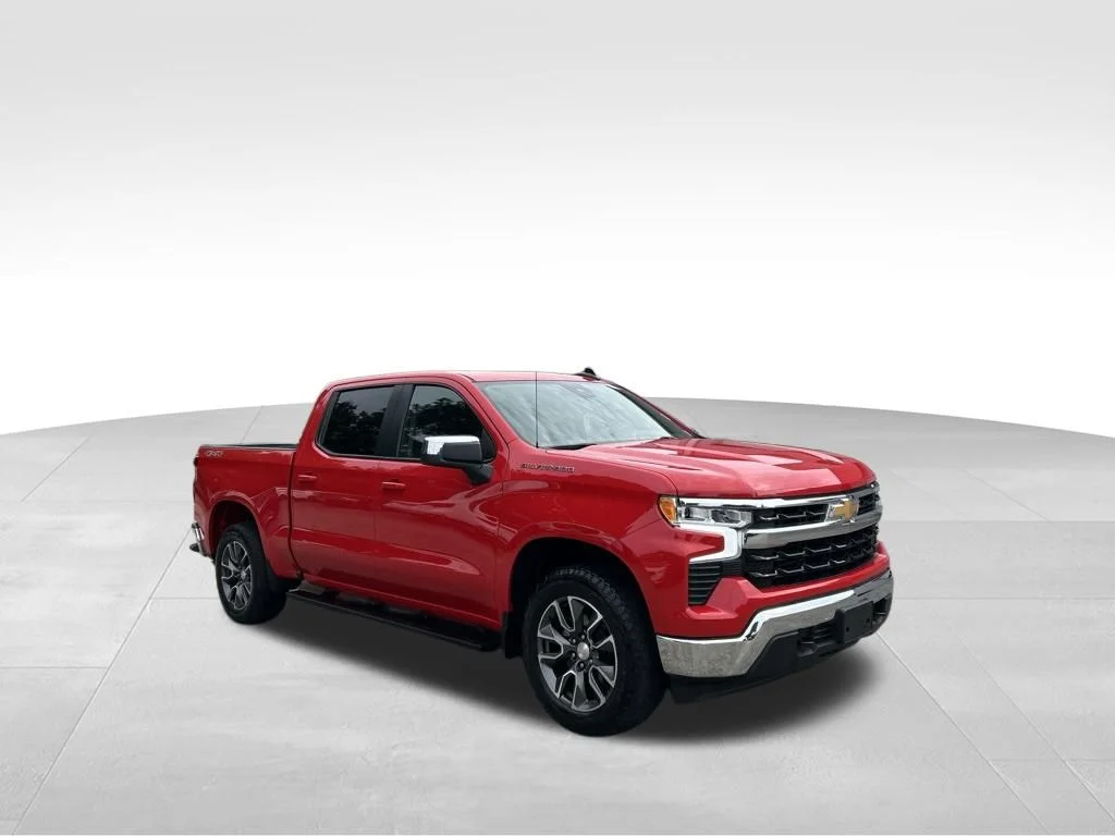 Used 2024 Red Chevrolet LT image 8