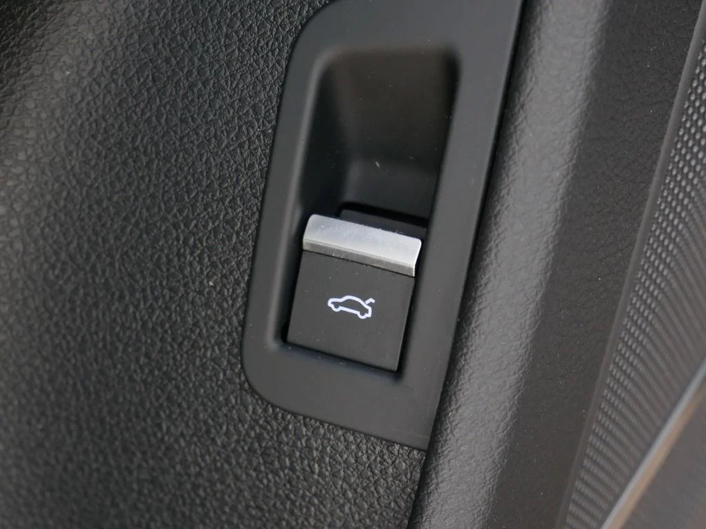 Certified Used 2019  Audi  image 17