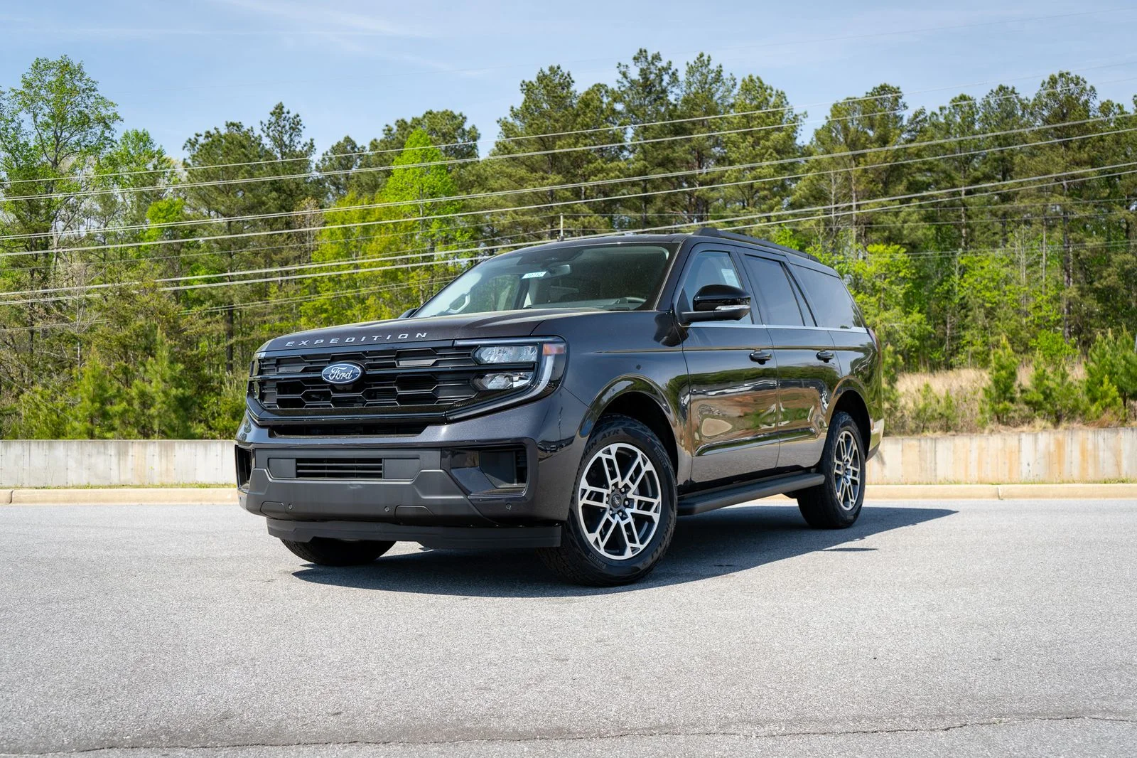 New 2026 Dark Matter Gray Metallic Ford Active image 1