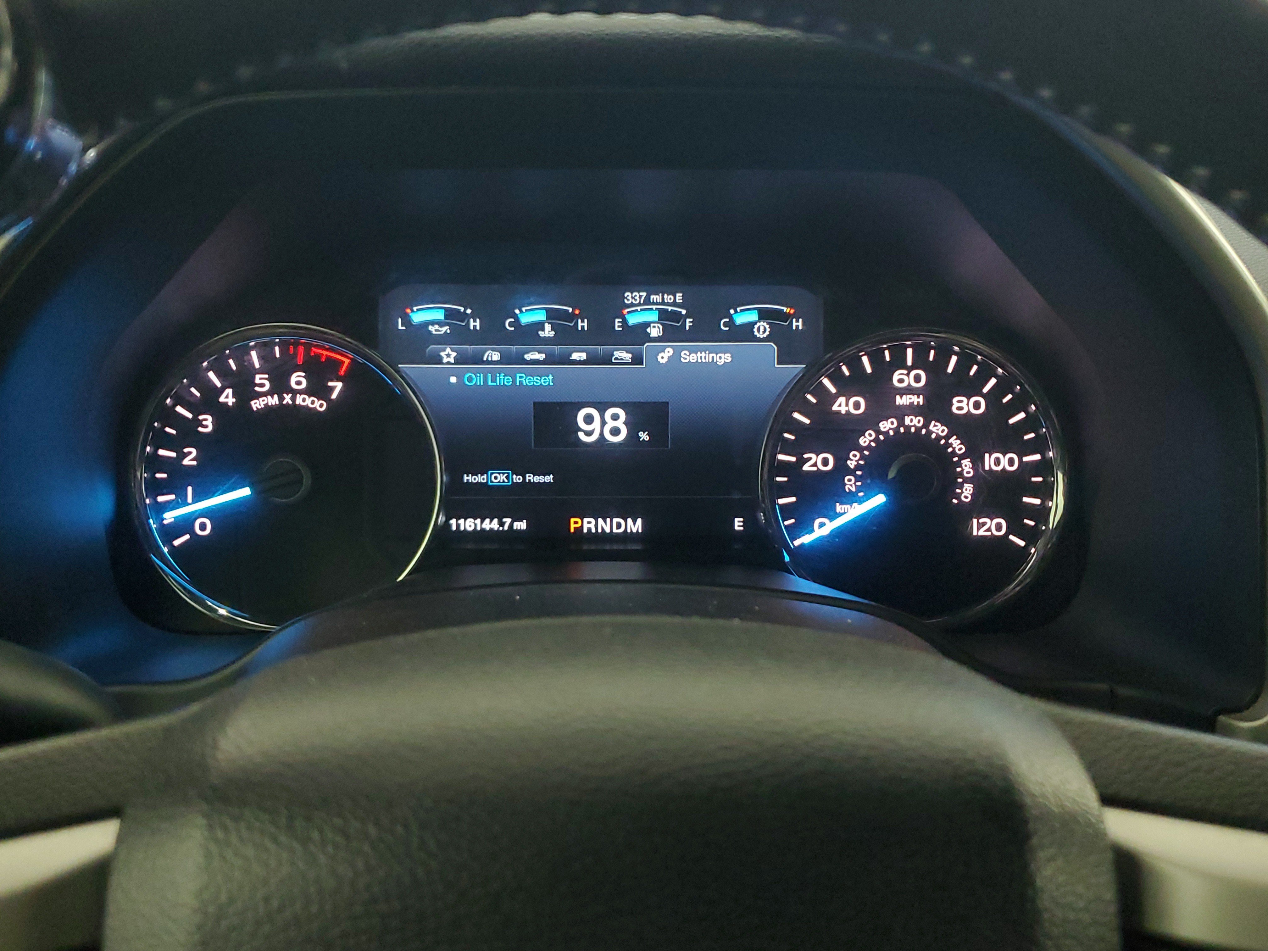 Used 2018 Gray Ford LARIAT image 24