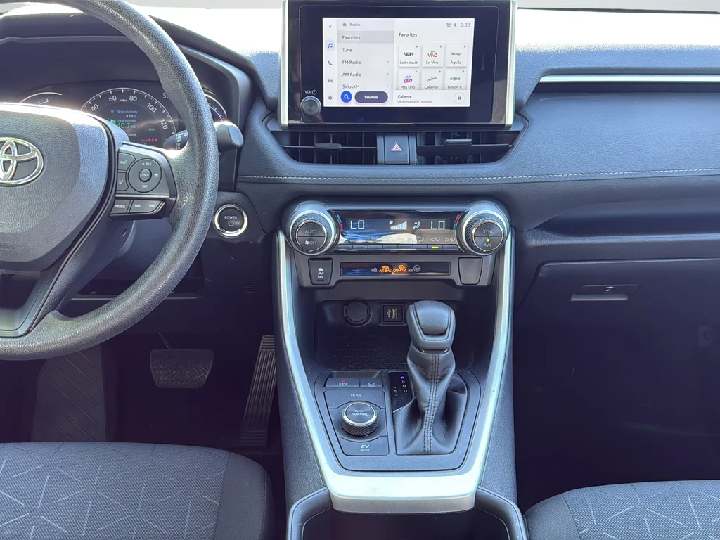 Used 2025 White Toyota XLE image 20