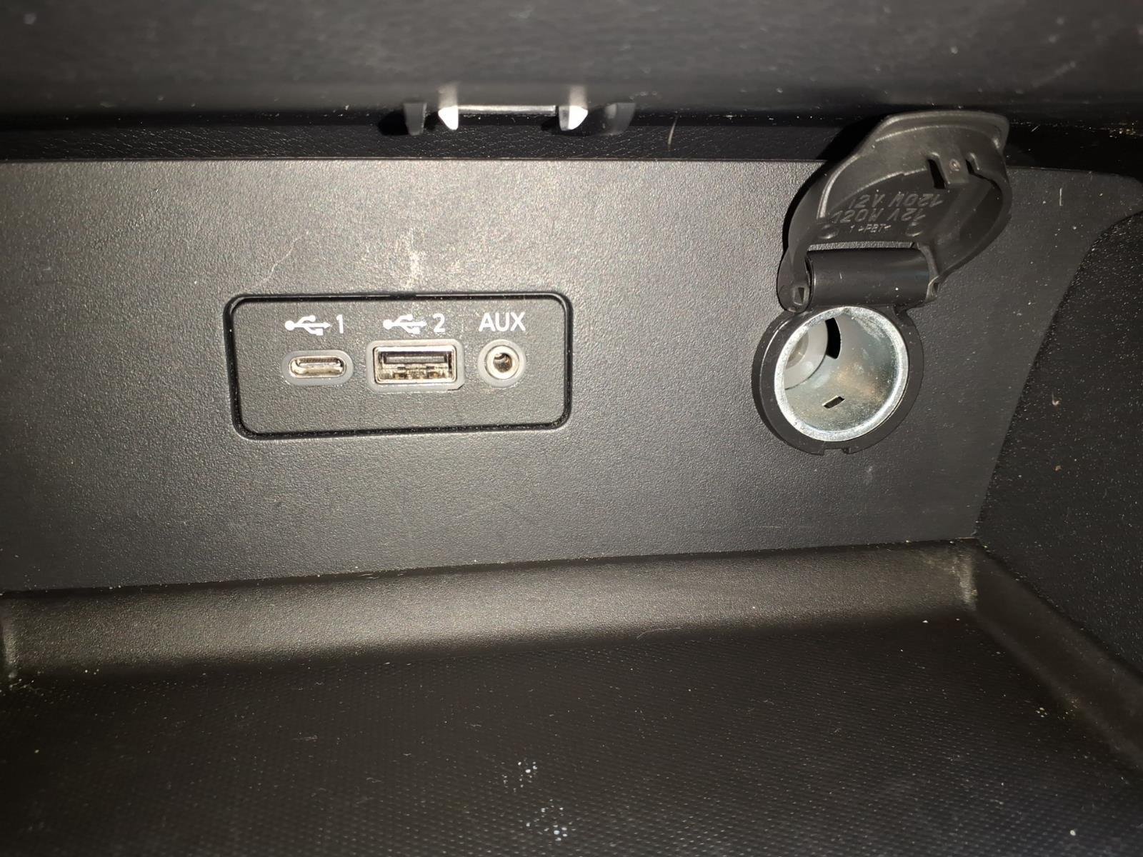 Used 2019 Gun Metallic Nissan 2.5 S image 27