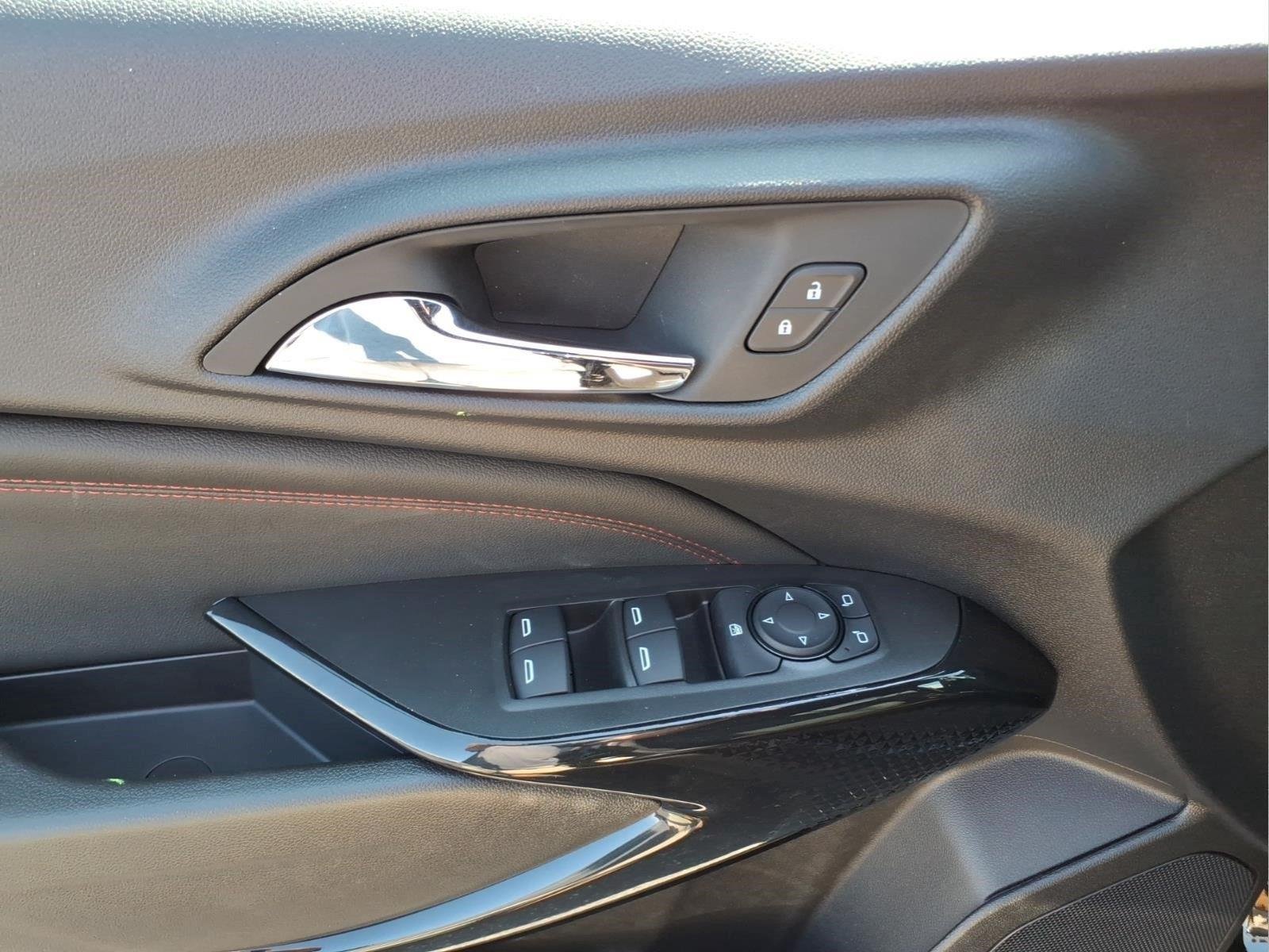 New 2026 Mosaic Black Metallic Chevrolet 2RS image 16
