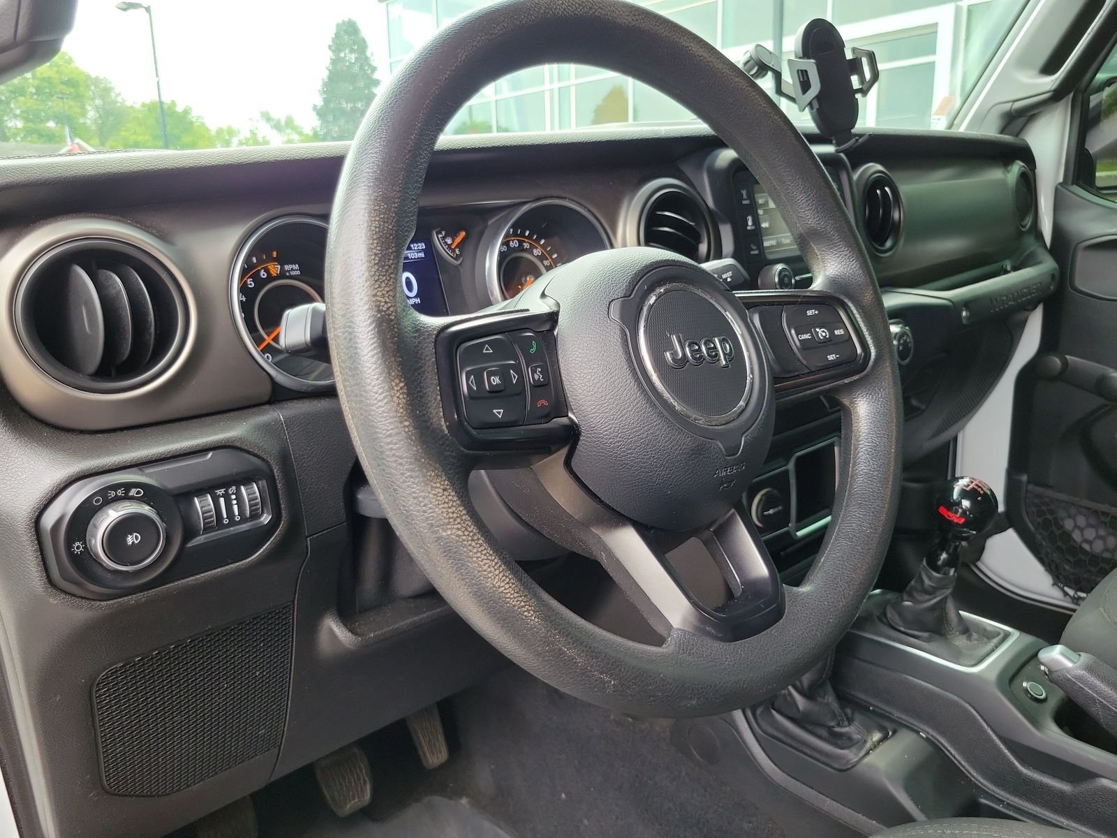 Used 2019 White Jeep Unlimited Sport image 11