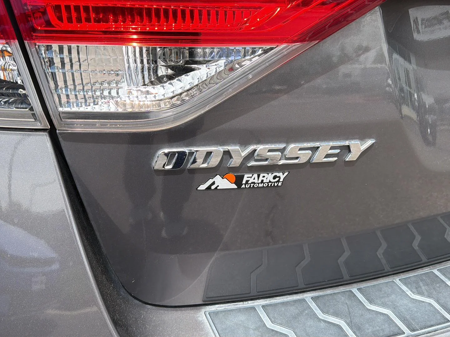 Used 2016 Smoky Topaz Metallic Honda SE image 8