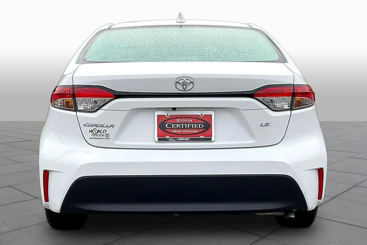 Used 2026 Ice Cap Toyota LE image 9