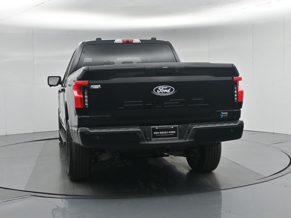 2025 Ford F-150 Lightning Flash - Photo 29