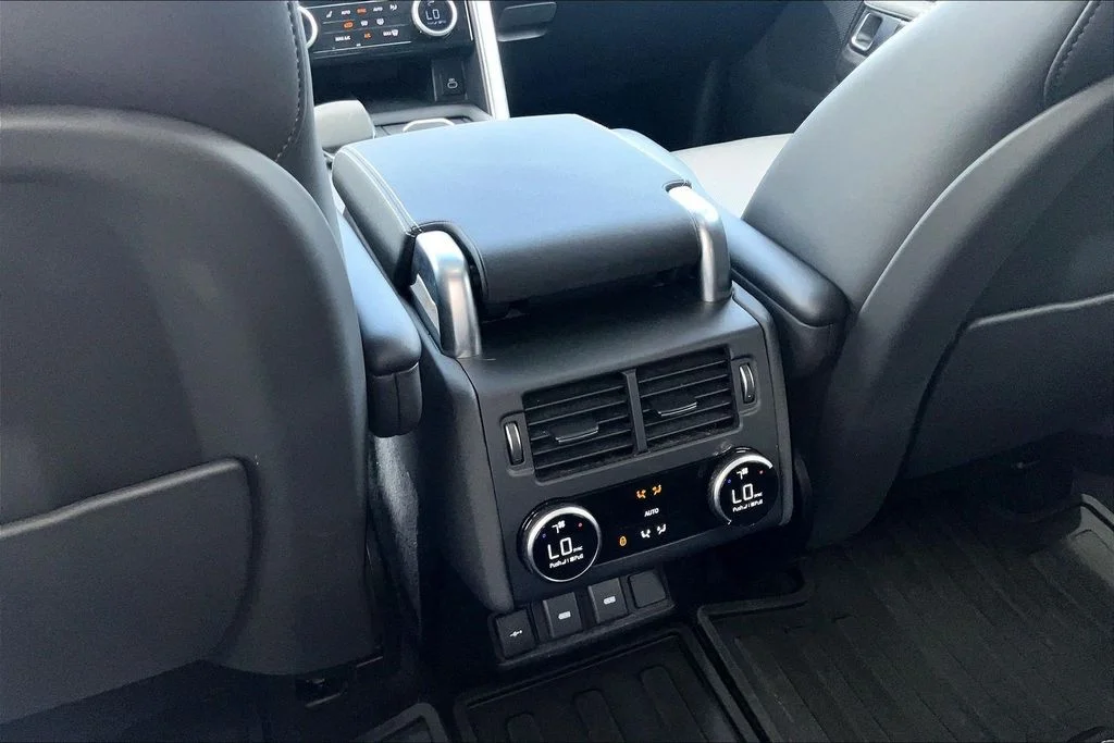 Used 2024 Blue Land Rover Dynamic SE image 24