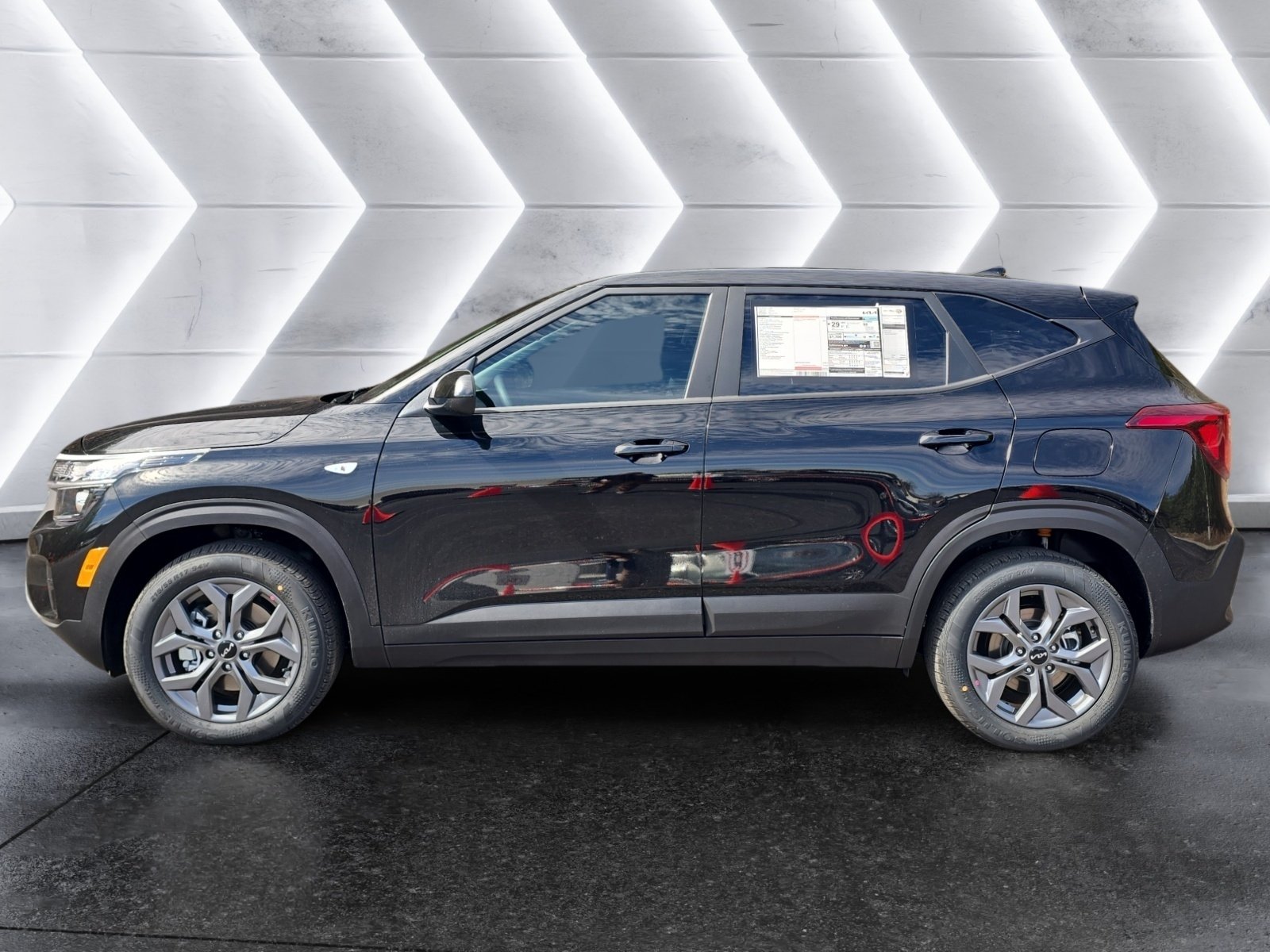 New 2026 Fusion Black Kia LX image 2
