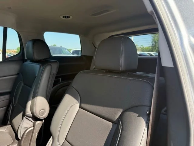 Used 2023 Sterling Metallic GMC SLT image 38