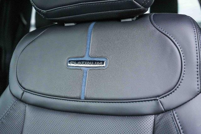 2026 Ford F-250 Super Duty Platinum - Photo 50