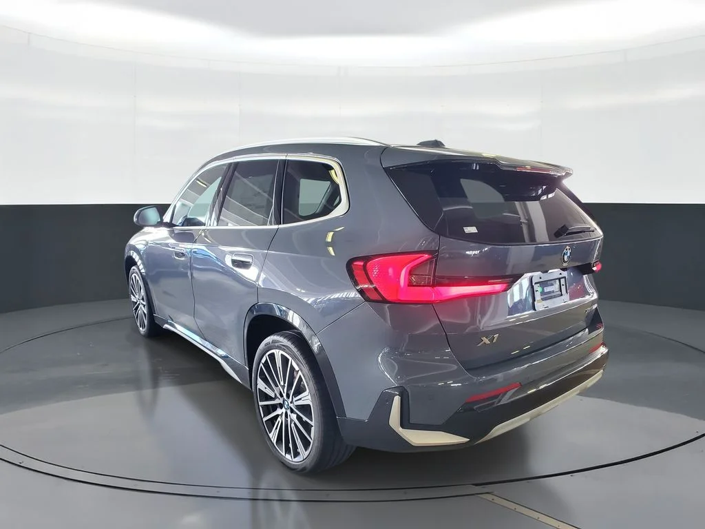 New 2027 Storm Bay Metallic BMW xDrive28i image 4