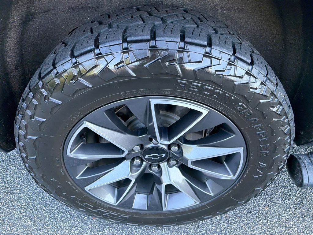 2021 Chevrolet Tahoe Z71 - Photo 17