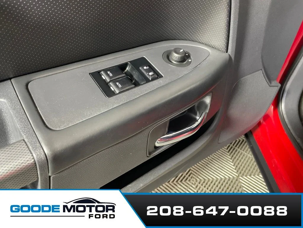 Used 2012 Redline 3 Coat Pearl Dodge R/T image 8