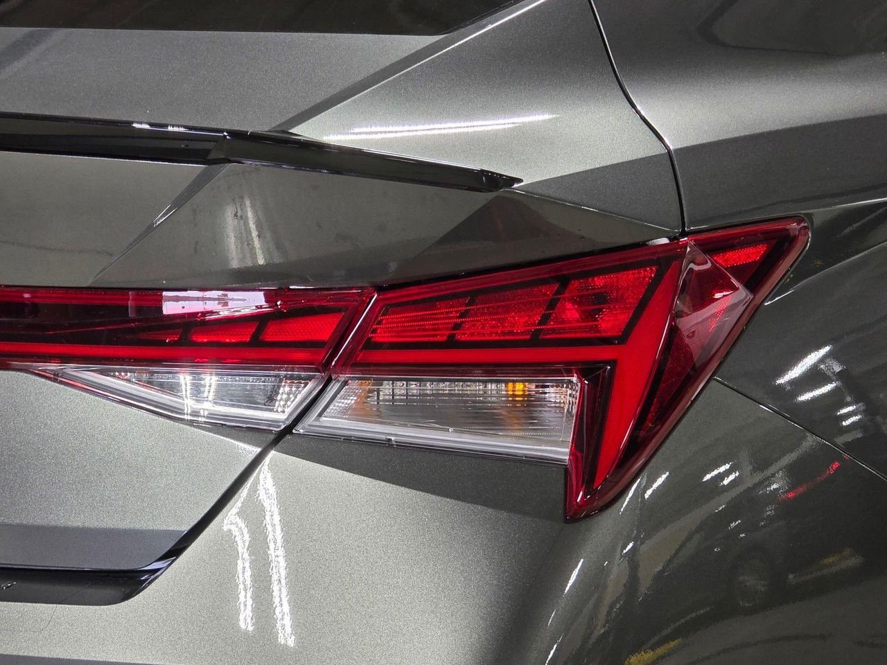 New 2026 Amazon Gray Hyundai SEL Sport image 12