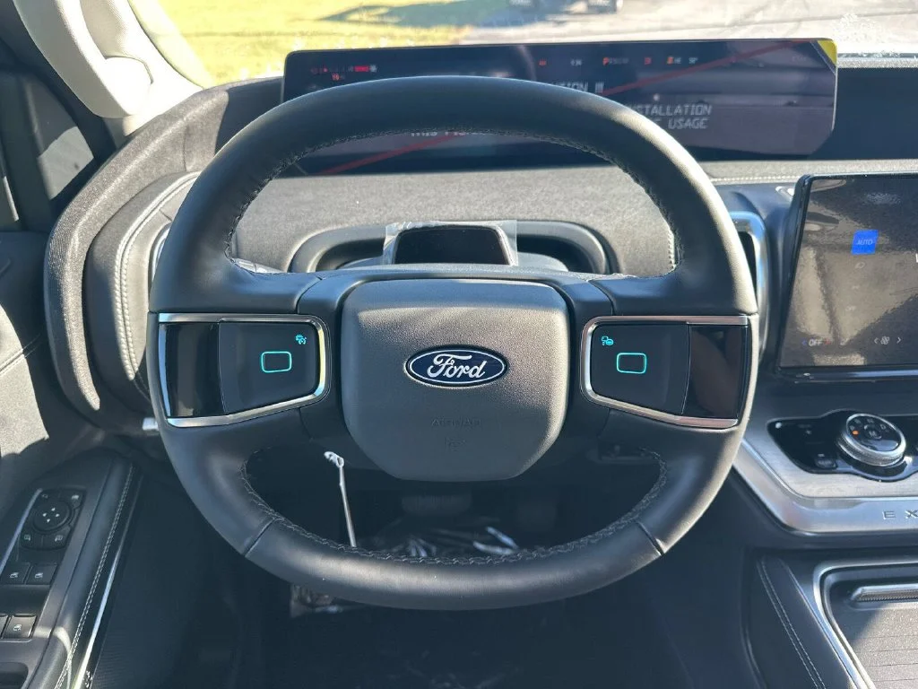New 2027 White Ford Platinum image 16