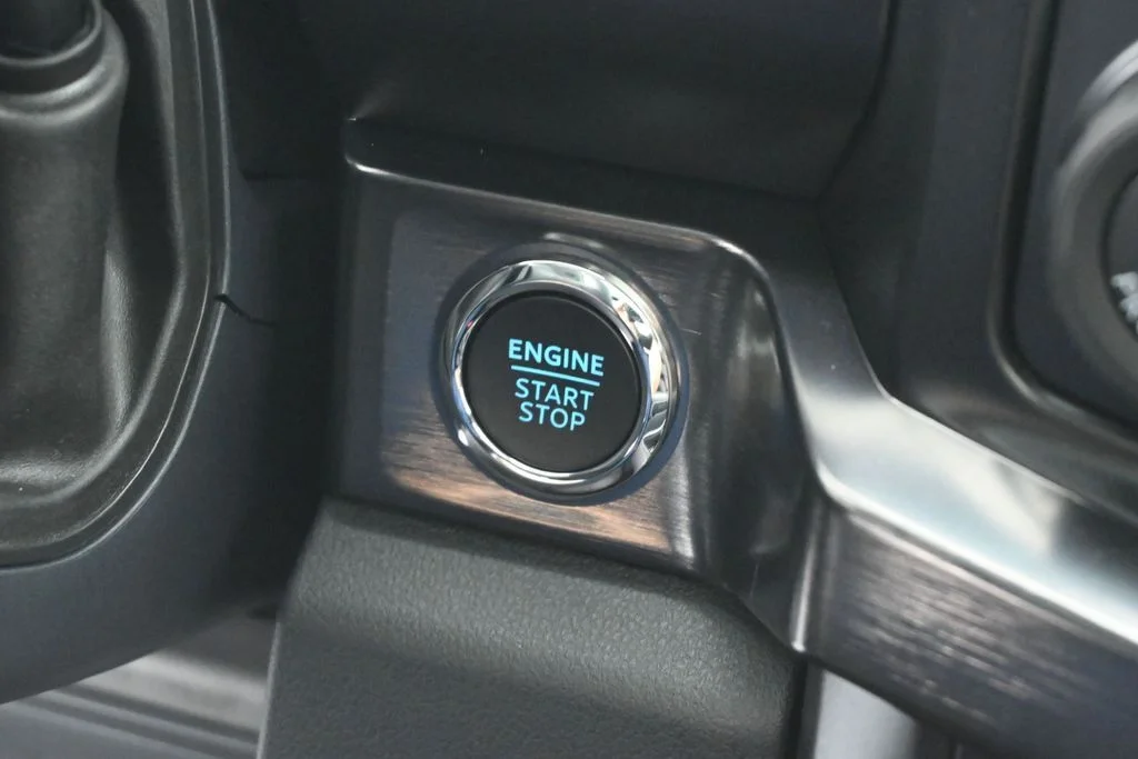 New 2026 Avalanche Ford Lariat image 14