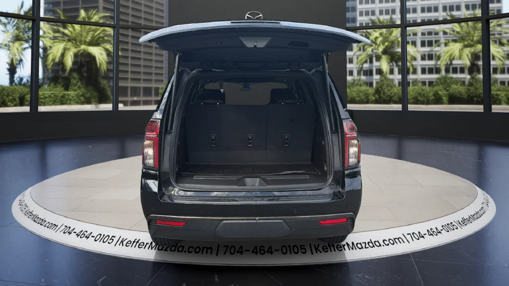 Used 2021 Black Chevrolet Z71 image 16