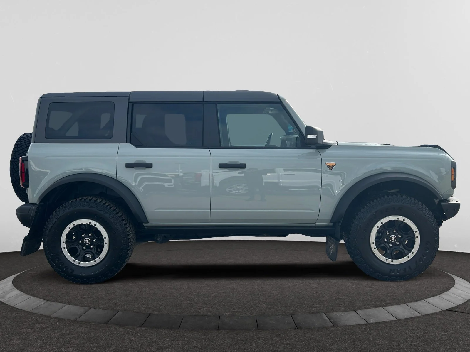 Used 2024 Gray Ford BADLANDS image 6