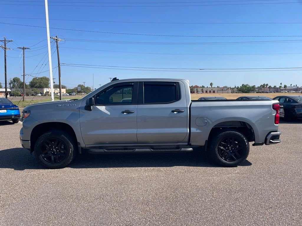 Used 2025 Gray Chevrolet Custom image 4
