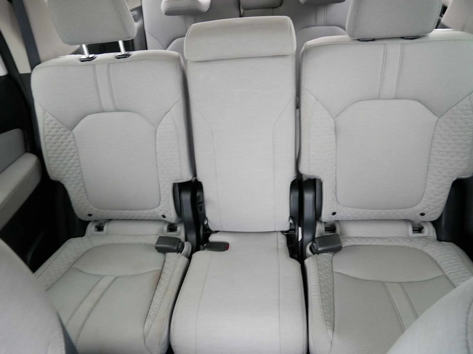 2023 Honda Pilot LX - Photo 49