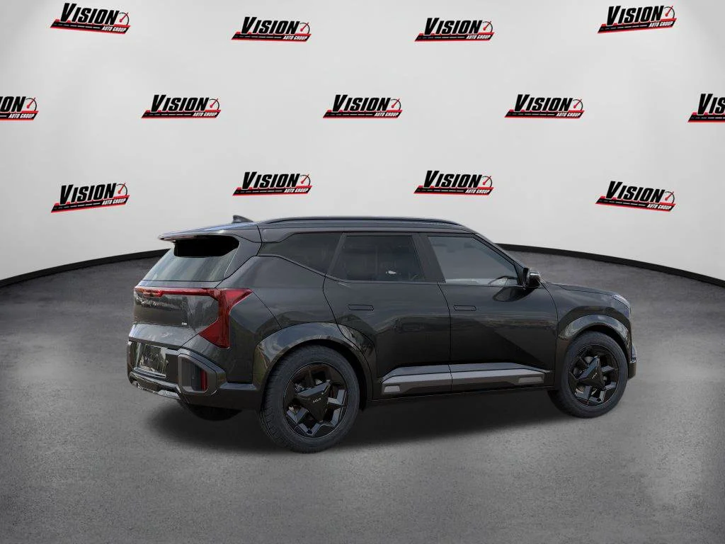 New 2027 Gray Kia X-Line S image 6