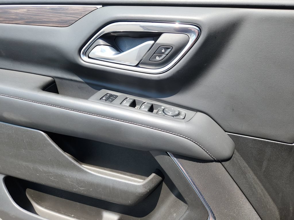 2023 Chevrolet Suburban Z71 - Photo 7