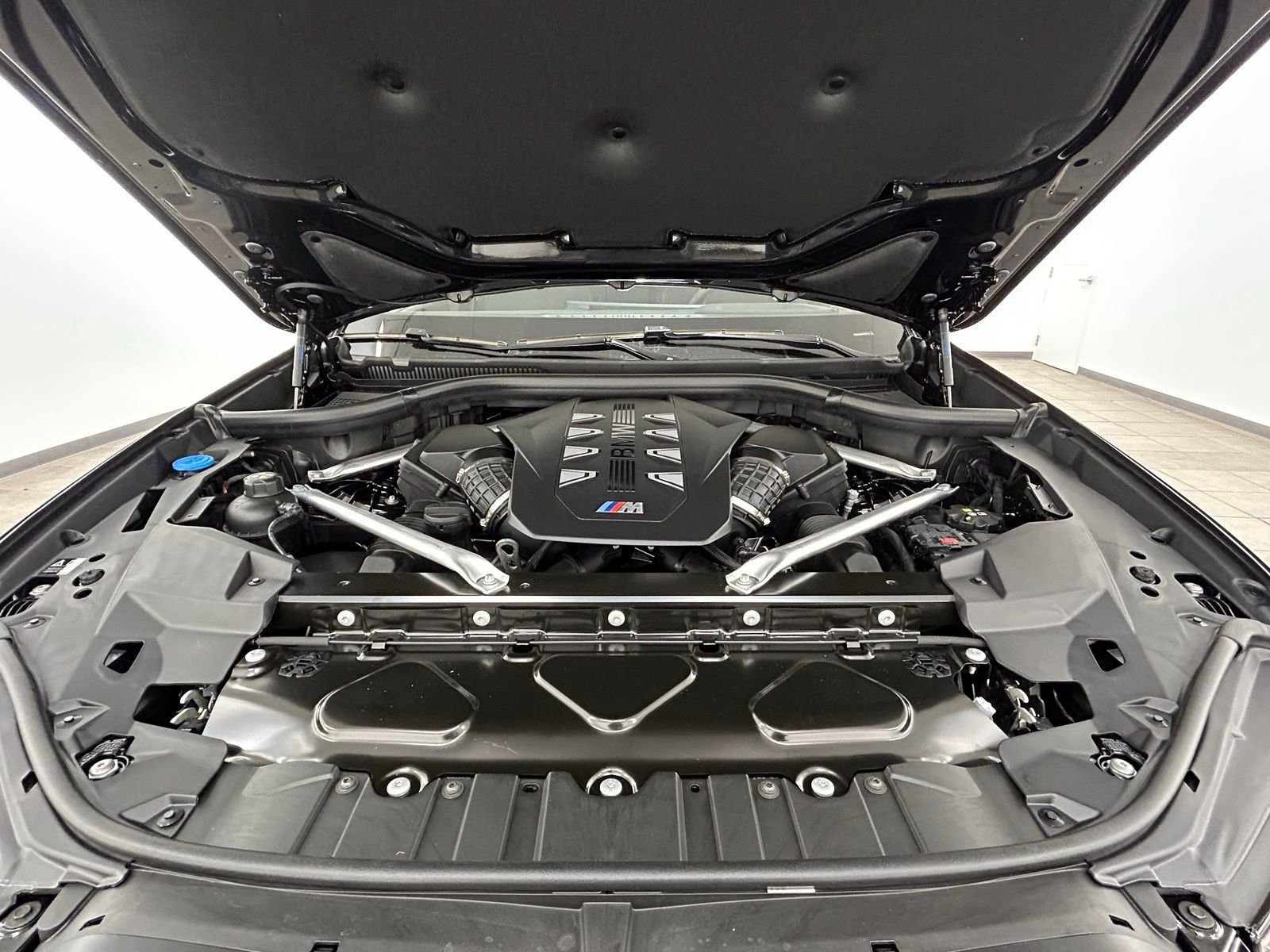 New 2026 Black Sapphire Metallic BMW M60i image 43