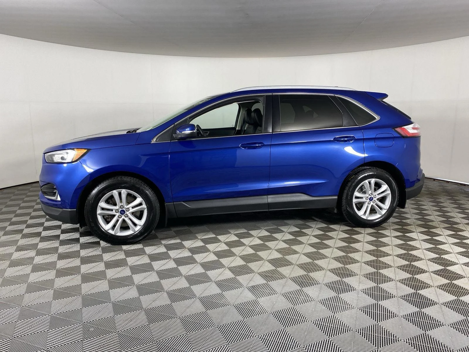 Used 2020 Atlas Blue Ford SEL image 7