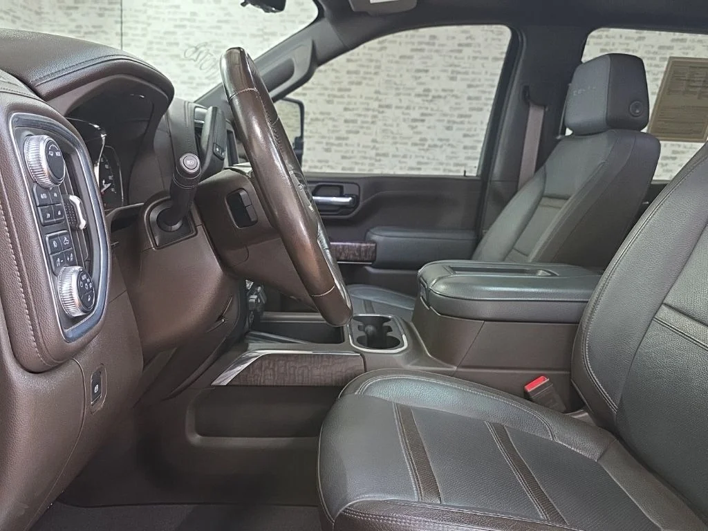 Used 2021 Ebony Twilight Metallic GMC Denali image 24