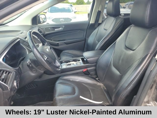 Used 2020 Magnetic Ford Titanium image 15