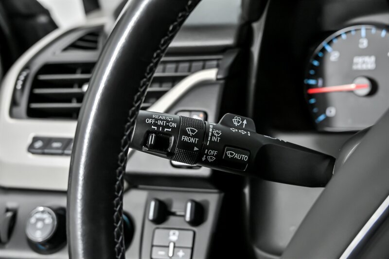 2020 GMC Yukon Denali - Photo 31