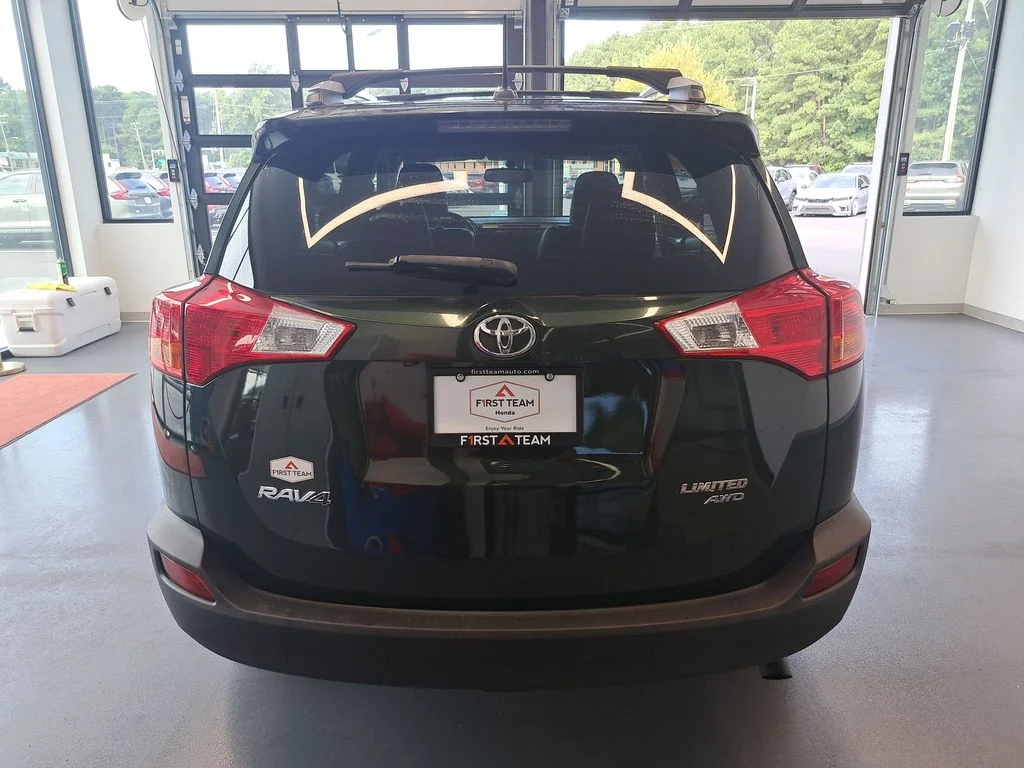Used 2013 Green Toyota Limited image 10