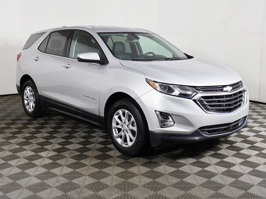 Used 2019 Chevrolet Equinox LT with VIN 3GNAXKEV1KL231003 for sale in Parma, OH
