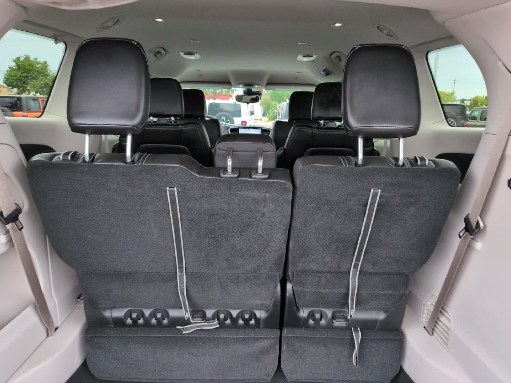 Certified Used 2023 Velvet Chrysler Touring L image 10