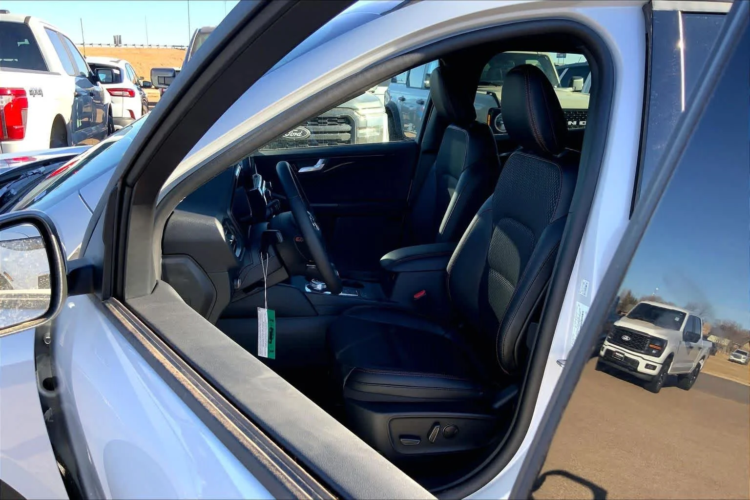 New 2026 Space Silver Metallic Ford ST-Line Select image 9