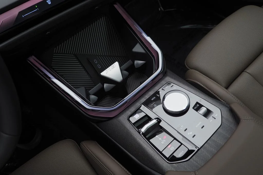 New 2026 Black Sapphire Metallic BMW 30 xDrive image 18
