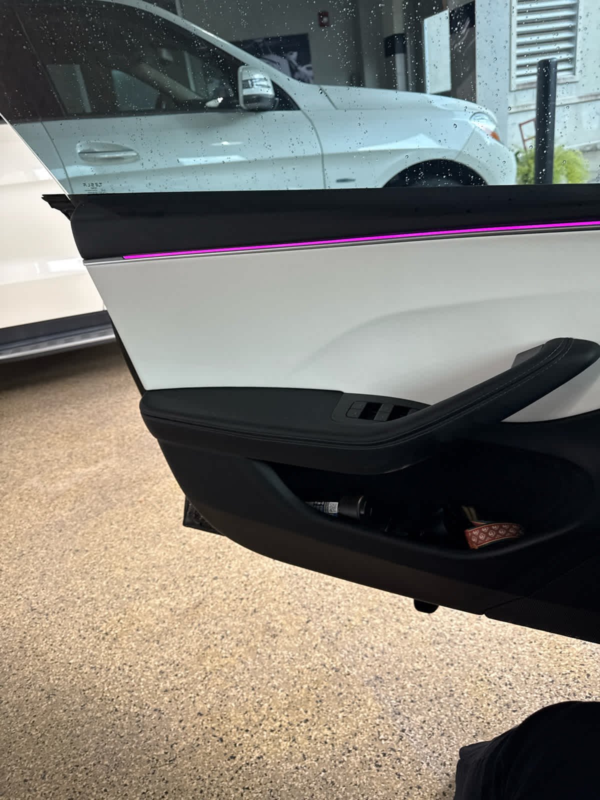 Used 2025  Tesla Long Range image 18