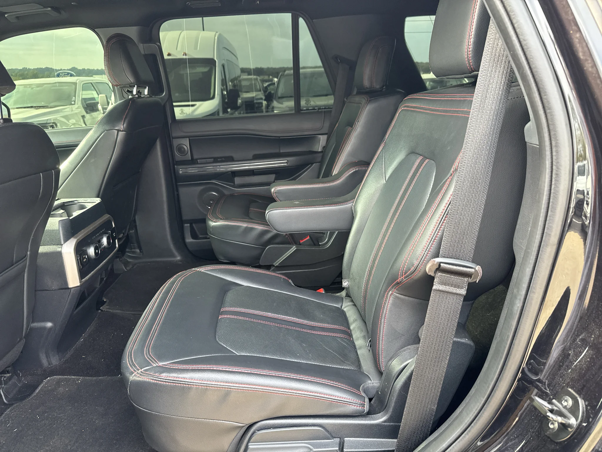 Used 2022 Agate Black Metallic Ford Limited image 11