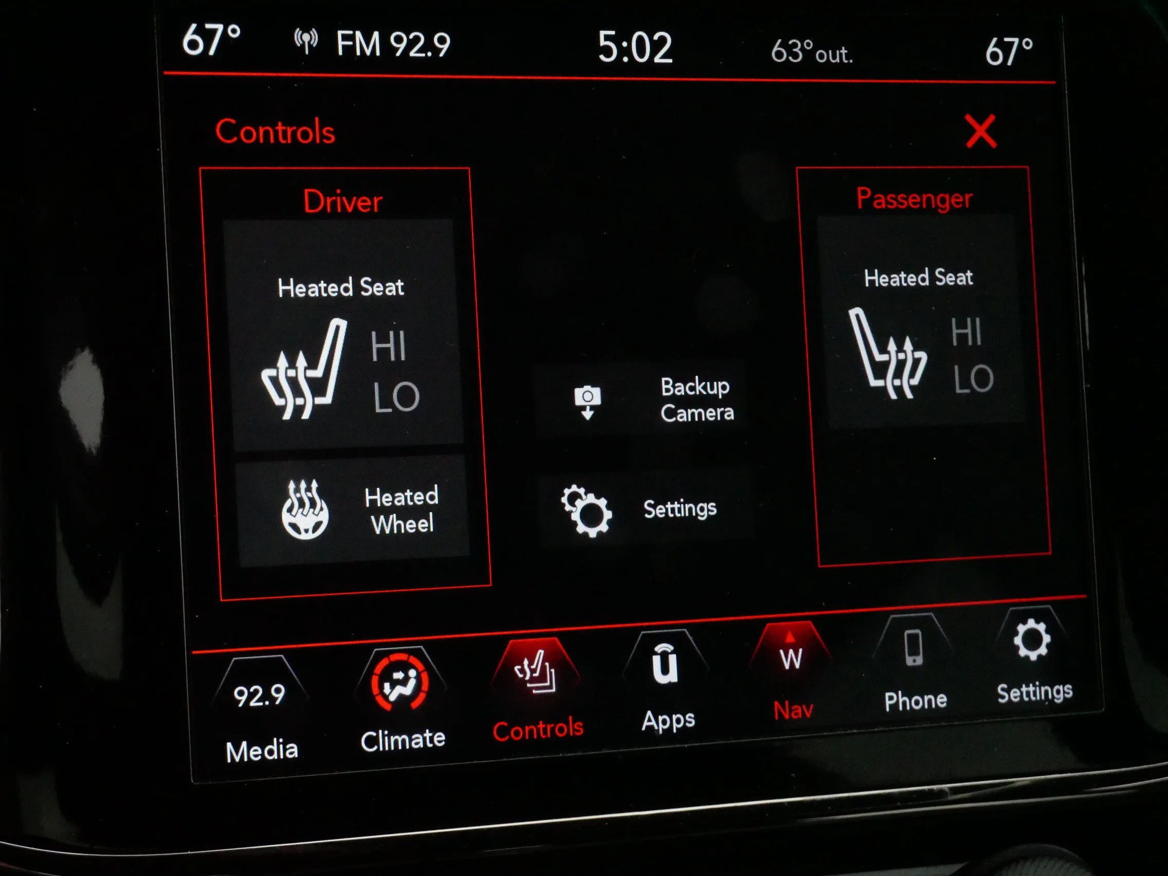 Used 2020 Diamond Black Crystal Pearlcoat Jeep Limited X image 30