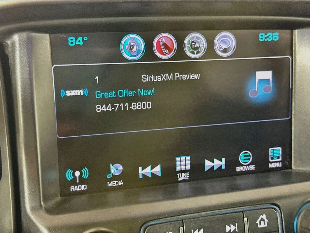 Used 2017 White Chevrolet Z71 image 17