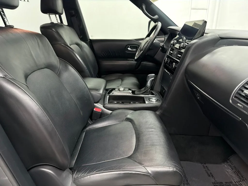 Used 2022 Gray Nissan SL image 34