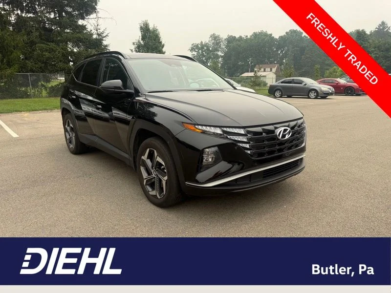 Used 2022 Black Hyundai SEL Convenience image 1