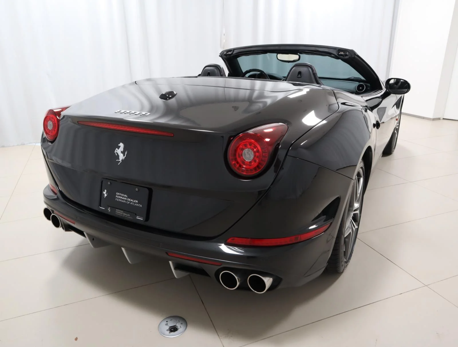 Used 2016 Nero Daytona Metallic Ferrari T 2dr Conv image 10
