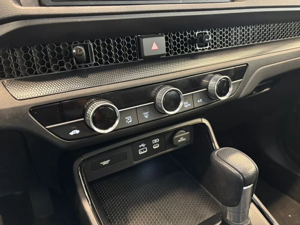Used 2024  Honda EX image 21