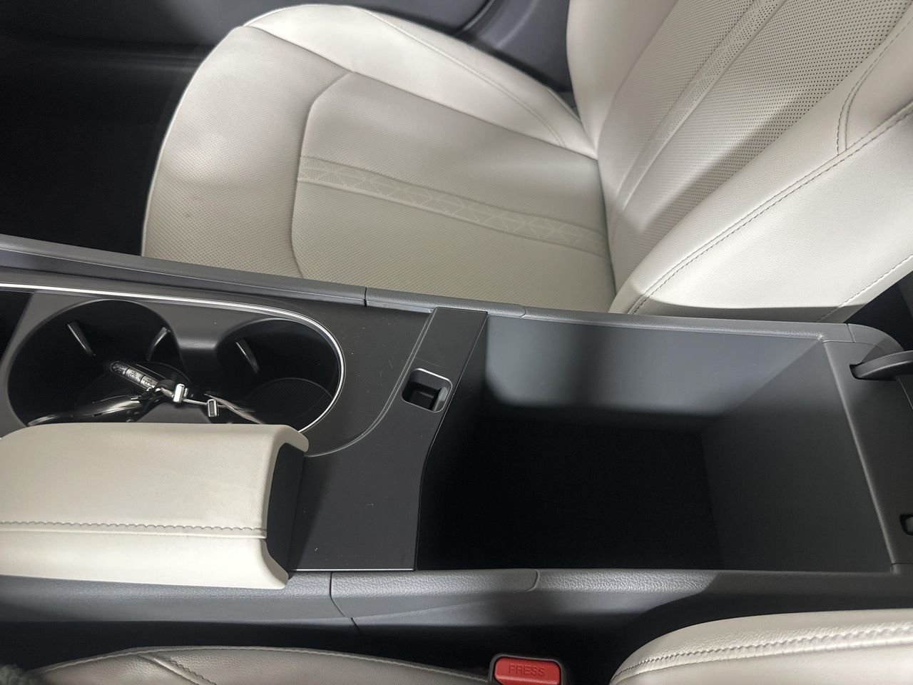 2025 Hyundai Sonata Hybrid Limited - Photo 19