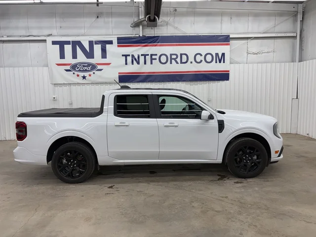 2025 Ford Maverick Lobo Standard