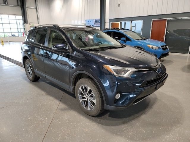 Used 2018 Aqua Toyota XLE image 1