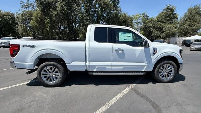 New 2026 Oxford White Ford XLT image 37