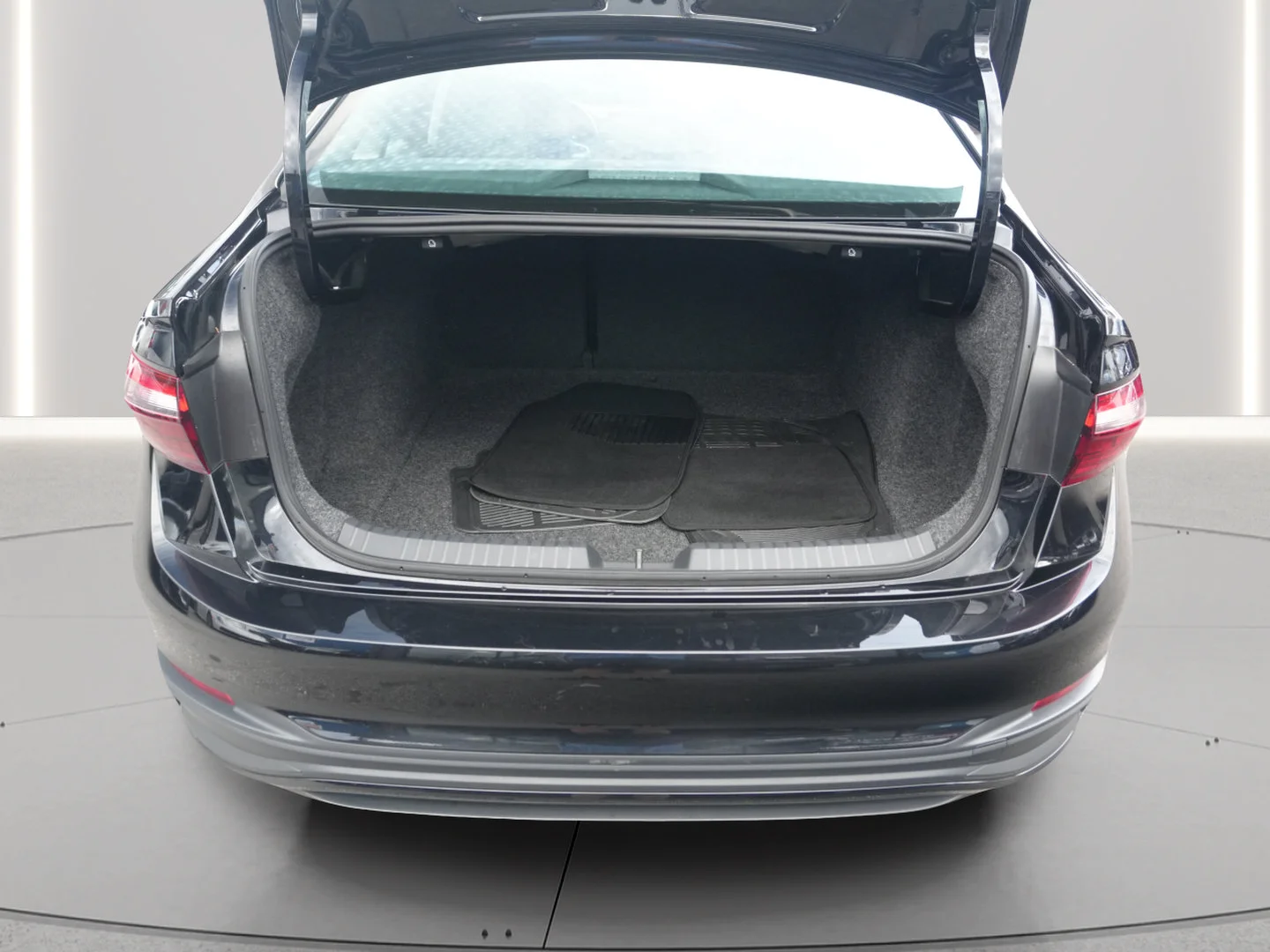 Used 2025 Deep Black Pearl Volkswagen SE image 9